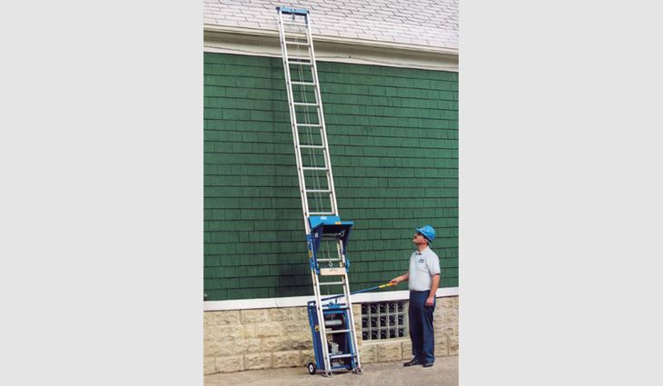 Reimann & Georger's PRO Platform Hoist features a single-hand control for increased safety.