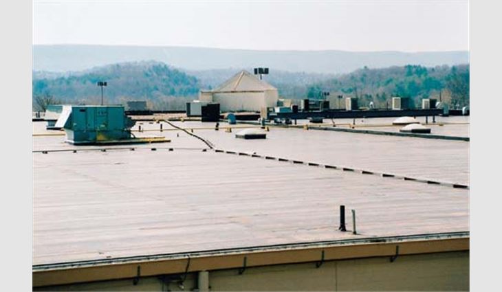 Jurin Roofing Services installed EPDM roof systems on a 270,000-square-foot (24300m&sup2;) area.