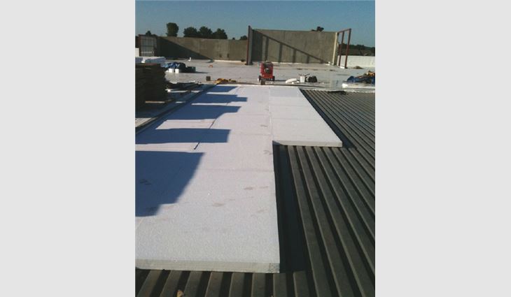 EPS insulation with a factory-laminated facer