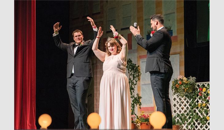Christian Roofing and Remodeling
used its resources to construct a
three-story set for Extra Special
People’s Big Hearts in Bloom
fundraiser pageant.