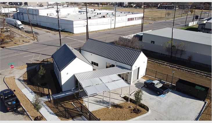 When employees at TXO Restoration learned SoupMobile
needed help building a food pantry to serve the community,
they didn’t hesitate to offer roofing expertise, financial support
and labor to install metal roof systems on two buildings.